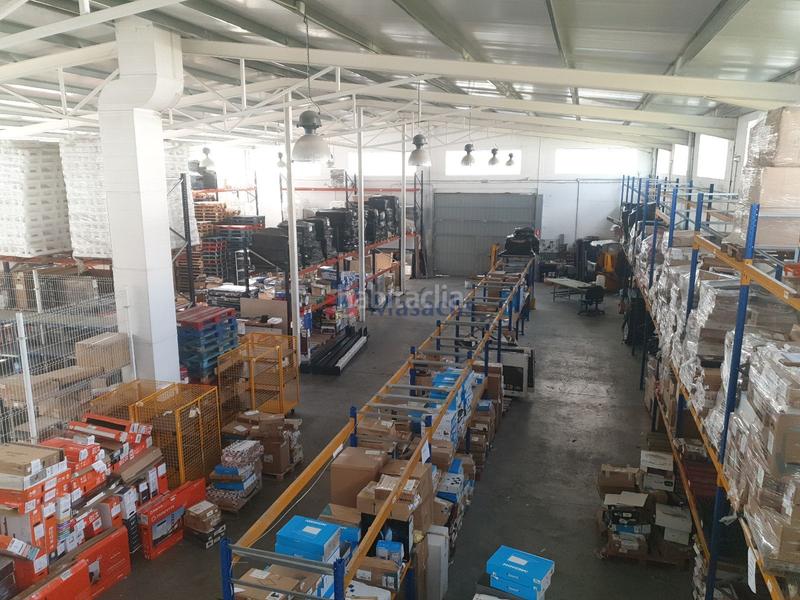 Foto 777412a6-12fa-4d57-bac0-1143f816a79e. Location bâtiment à usage industriel dans Perales del Río Getafe