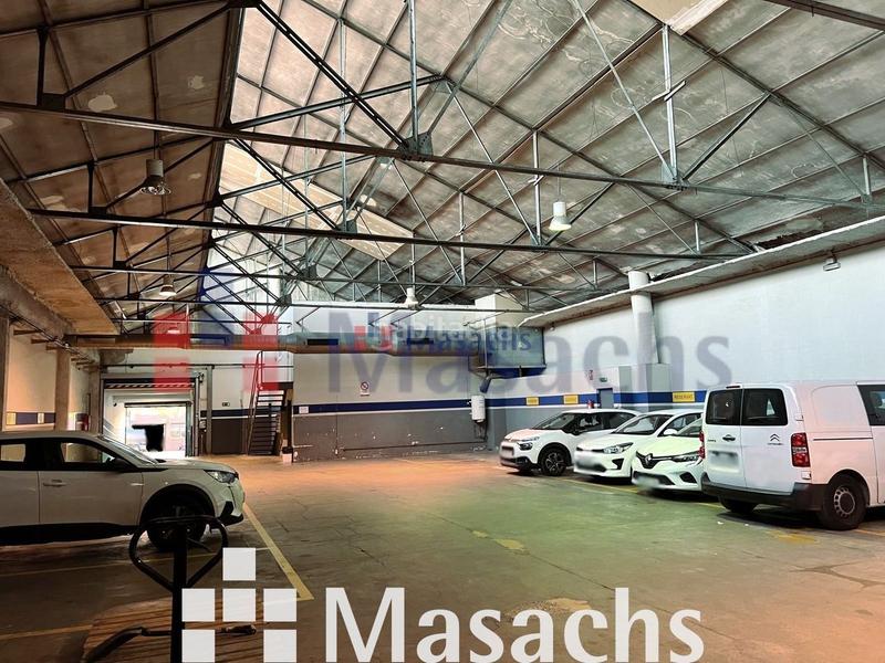 Foto fc40801f-3ced-4efc-b4df-71f0ce03f38a. Alquiler nave industrial en Gràcia Sabadell