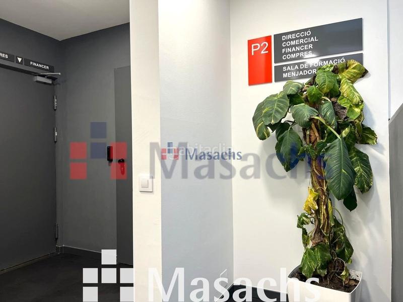 Foto eaeab485-d55b-45fb-8c4e-5de30554da6b. Rent industrial building in Gràcia Sabadell