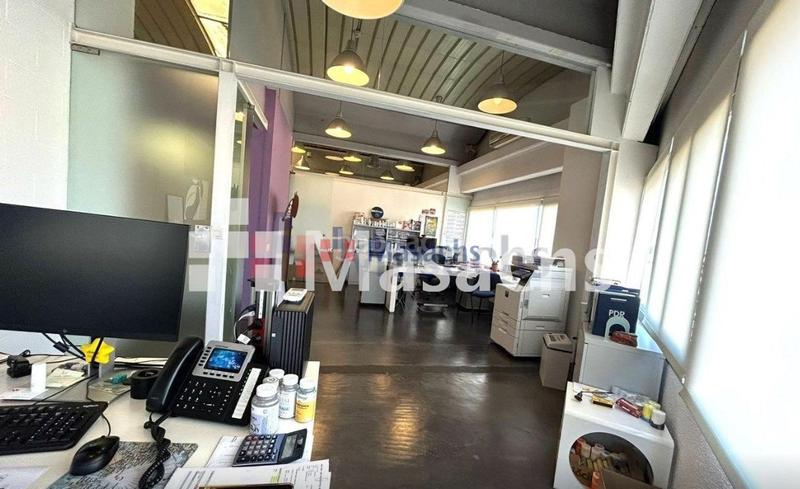 Foto 073a9e9b-8159-4f2c-a889-b48d7ac593dc. Bâtiment à usage industriel dans Gràcia Sabadell