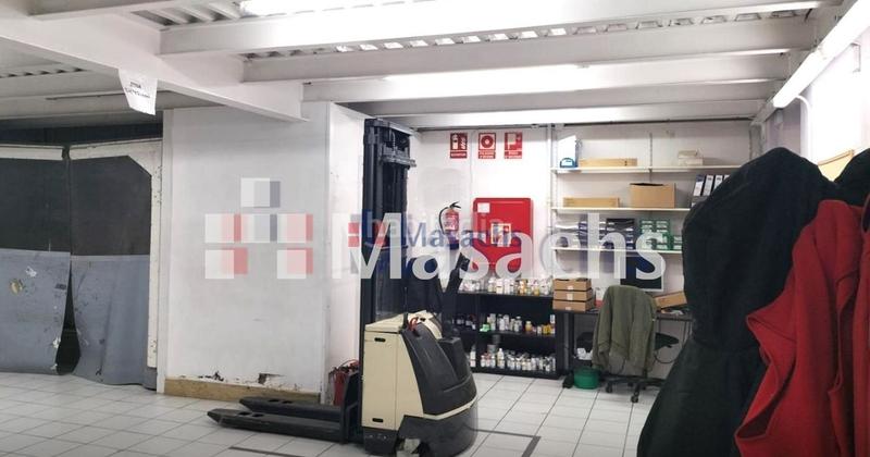 Foto 3ffe4283-b0b6-4e46-8e6c-b55e7f131dce. Bâtiment à usage industriel dans Gràcia Sabadell