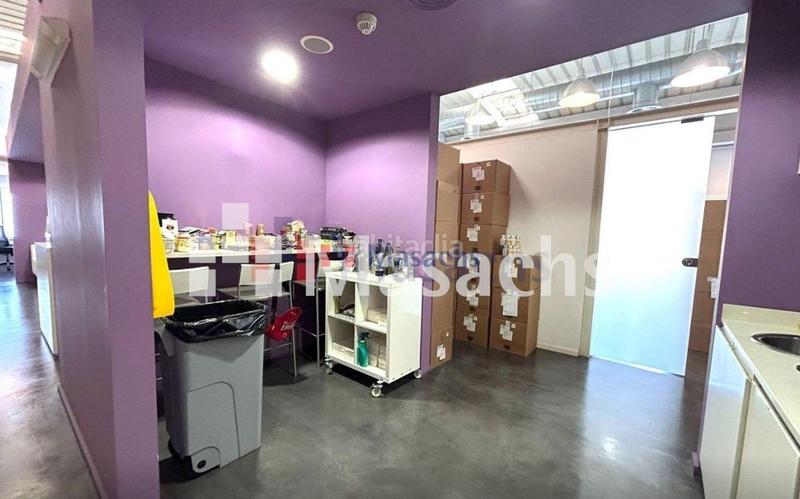 Foto 92af2bcc-48dd-4310-bef2-7044a91d93a7. Bâtiment à usage industriel dans Gràcia Sabadell