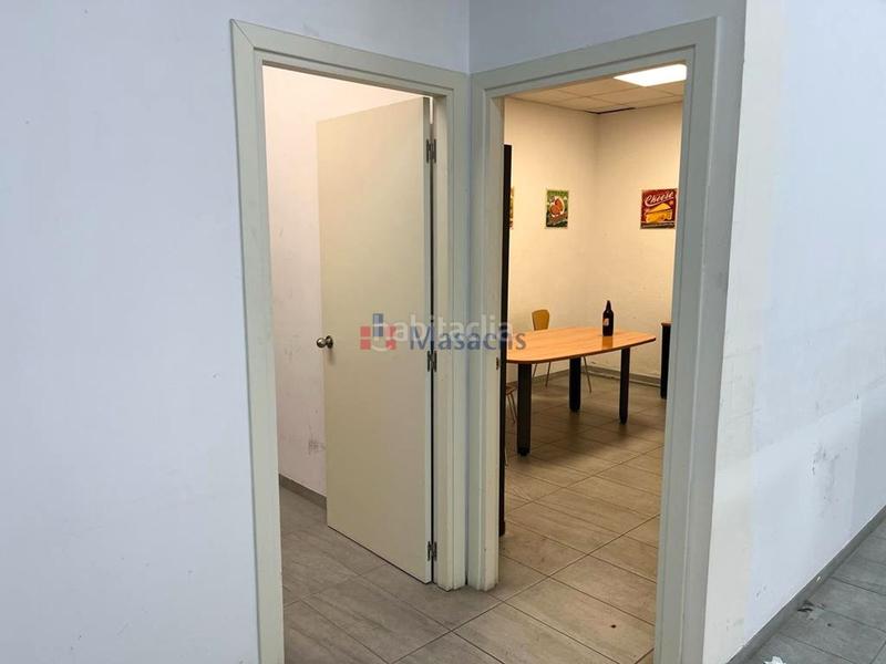 Foto 828f6f66-6e97-4ffb-b3de-5baadbc7087e. Capannone industriale in Zona Nord Rubí