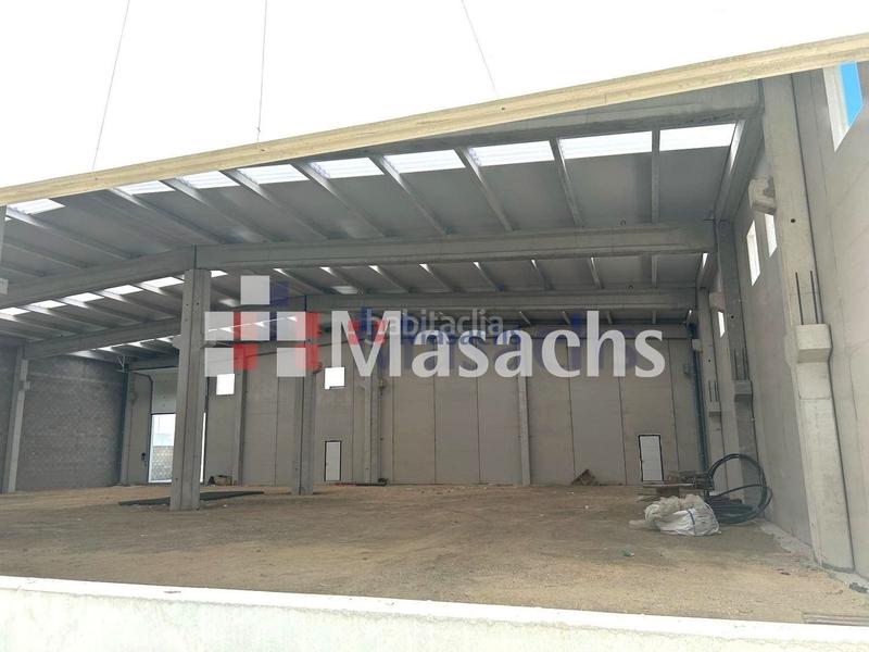 Foto e001fcca-5837-4453-a862-63b0248f95c7. Alquiler nave industrial en preses, les en Vall d´en Bas (La)