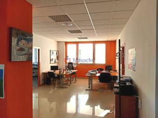 Location Bureau à Can Vallhonrat. En rubí