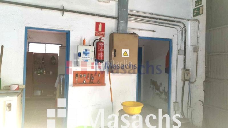 Foto 12ccad2c-9d62-4cf4-b507-1981ea9312e4. Industrial building in Velilla de San Antonio