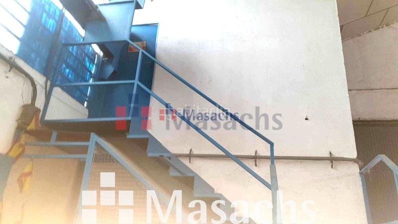 Foto dc0e6ca0-db9d-408e-82aa-d65605795498. Industrial building in Velilla de San Antonio