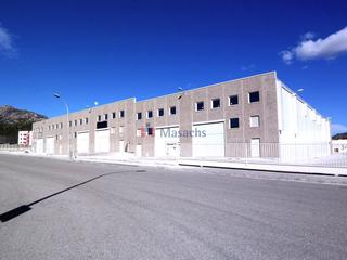 Rent Industrial building in Can Vinyals. En esparreguera
