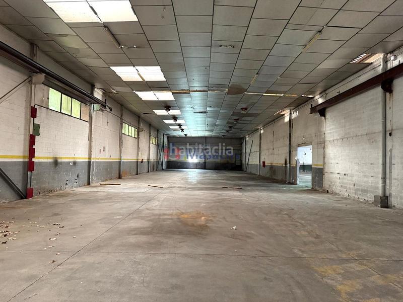 Foto 93cf3262-6a14-49b4-81db-3bf82cfd4421. Location bâtiment à usage industriel dans Polinyà