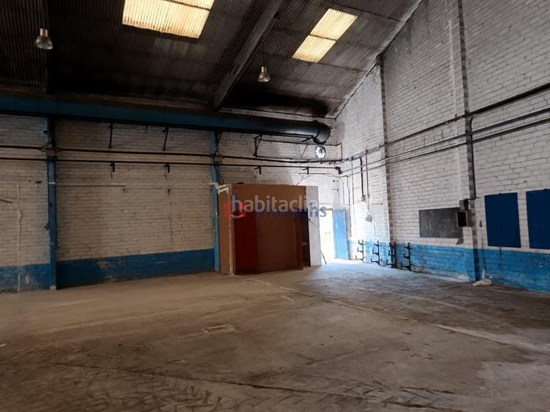 Foto 9929c751-cb45-4b57-a7f1-262313e17cff. Alquiler nave industrial en tora en Torà