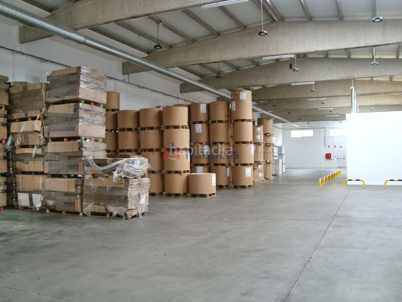 Foto 92c83b27-9af7-46b0-852a-022cc85b4607. Rent industrial building in La Garena Alcalá de Henares