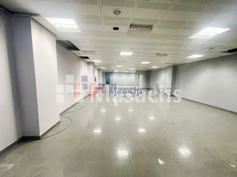 Foto 7284b736-3c9c-40b1-96bd-db0ff8225cfd. Locale commerciale in Barri del Centre Terrassa