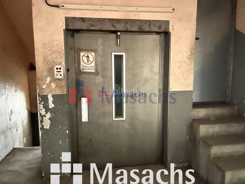 Foto 2c5b0195-12b9-433f-9242-631e5e63d656. Nau industrial a Centre Rubí