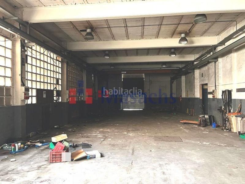 Foto e1a5b7ff-444e-43fc-b3de-412be8051937. Nau industrial a Centre Rubí