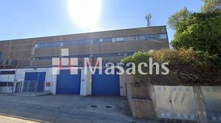 Nau industrial a Ametlla del Vallès (L´). En l ametlla del valles