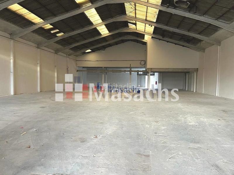 Foto 796d2545-ad23-4c29-a7cd-dda173b3b9dc. Rent industrial building in Centre-Eixample-Can Llobet Barberà del Vallès