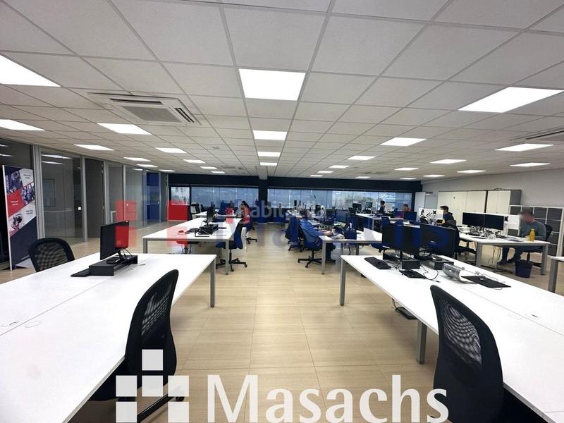 Foto 65feca12-6b02-4737-9c70-fcb16d769372. Miete büro in Taialà - Germans Sabat Girona