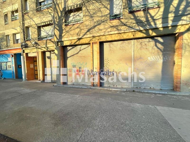 Foto 3ce4f98b-3ba6-43bc-9219-0053e287223e. Lloguer local comercial a La Cogullada Terrassa