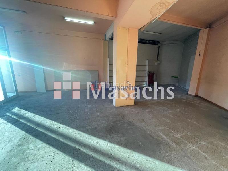 Foto 8b21bf8c-f319-4601-af33-4151174d8cf2. Location local commercial dans La Cogullada Terrassa