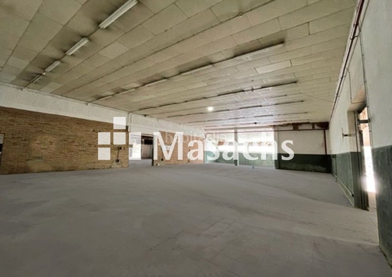 Foto ad17626e-74bf-42bf-85c8-e12baed144b4. Nau industrial a Vilada