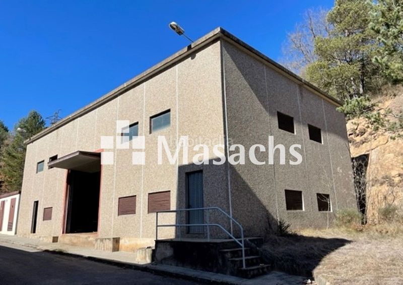 Foto fc1131b2-bd6d-4101-b2ba-d1991ecd2d05. Nau industrial a Vilada