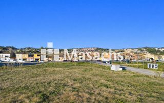 Rural plot in 15 parcela c. En montras