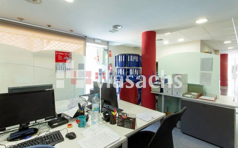 Foto 797911a9-c1fa-441e-afaa-af37c9335bd9. Alquiler local comercial en Barri del Centre Terrassa