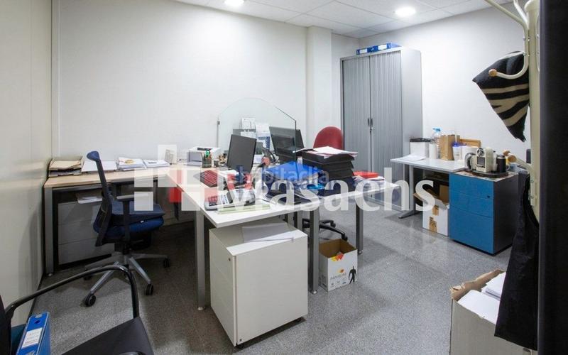 Foto a194fe68-1cf0-42d5-b02c-a145cc83422e. Alquiler local comercial en Barri del Centre Terrassa