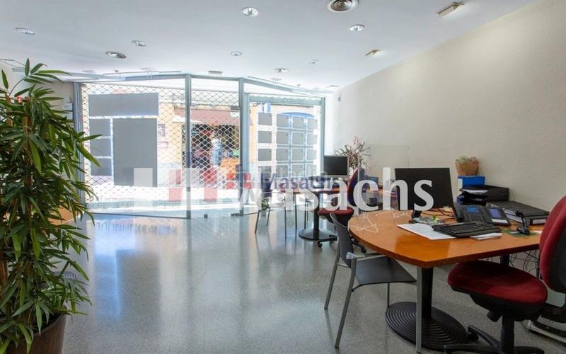 Foto fb350bf2-d291-4bd3-8b99-16102fbebce2. Alquiler local comercial en Barri del Centre Terrassa