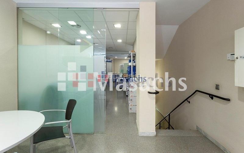 Foto 29511262-7fa6-4656-a8e8-1b5611bd838d. Location local commercial dans Barri del Centre Terrassa