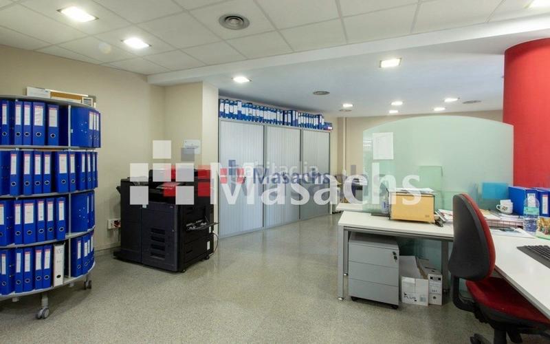 Foto 6910e6b1-a67f-4878-9aaa-246cbd0d9edf. Location local commercial dans Barri del Centre Terrassa