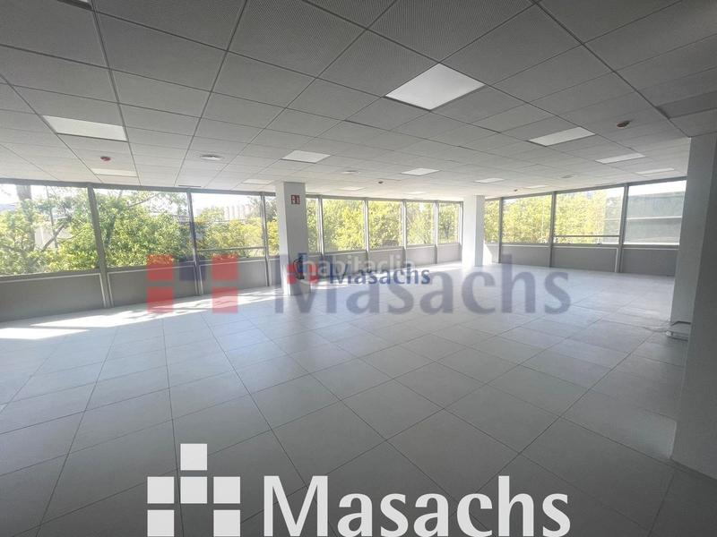 Foto 254cf303-9eb6-4ced-878c-ffe450f08e8b. Affitto ufficio in Sagrada Família Barcelona