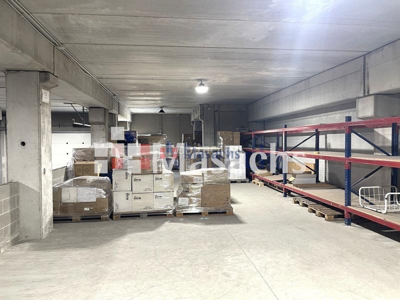 Foto 0fa3c6cf-3420-44d2-bc94-726a39fa76cf. Nave industrial en Ca n'Aurell Terrassa