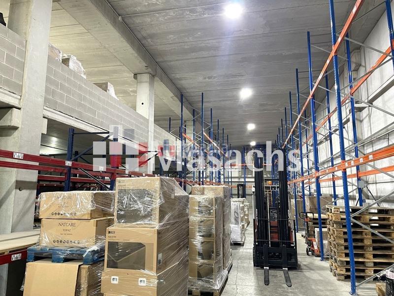 Foto 7ed28882-bb14-4062-8b95-b81be1e80f30. Nave industrial en Ca n'Aurell Terrassa