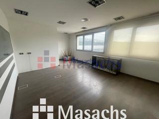 Oficina a Roquetes-Can Magí. En sant cugat del vallès