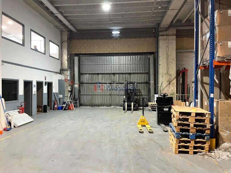 Foto e2fd046f-7bdd-4f63-aba6-72921f53c5fd. Nave industrial en Dosrius poble Dosrius