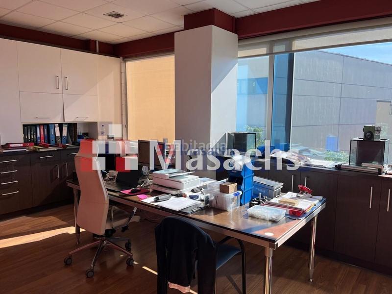 Foto 297fe62a-31e5-441b-b254-b2855b15e333. Capannone industriale in Bonavista Badalona