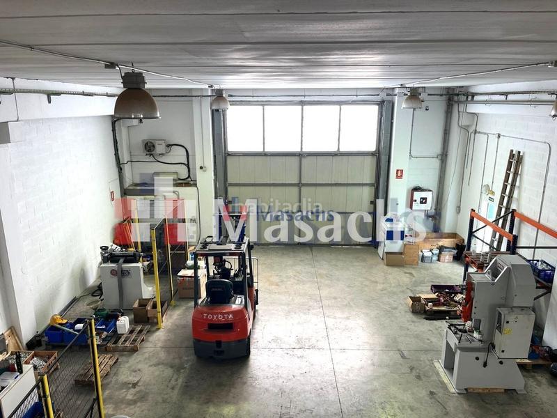 Foto 5c08ecc6-687c-46af-aa7f-1e05cb1823cc. Capannone industriale in Bonavista Badalona