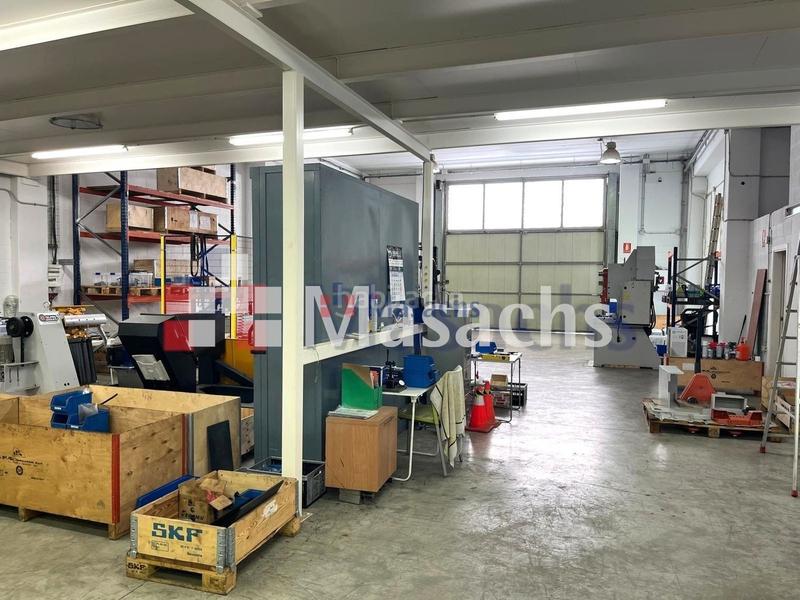 Foto 7282d38e-36db-4a3f-ac13-a30a37a4ac8c. Capannone industriale in Bonavista Badalona