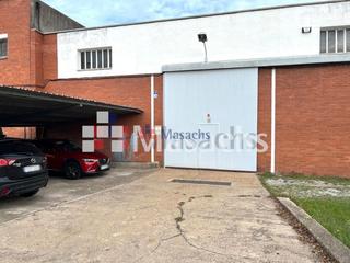 Nau industrial a Palau-solità i Plegamans. En palausolita i plegamans