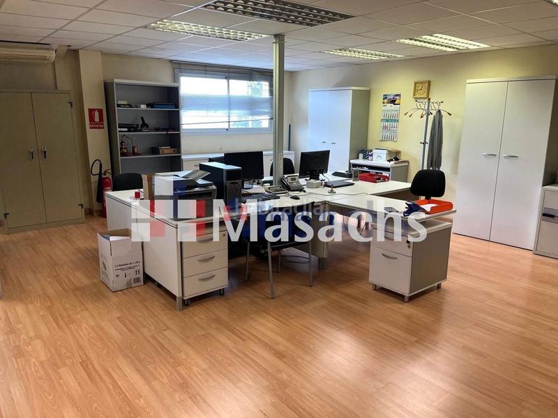 Foto 2e587e61-2841-442a-b726-c56fb2e6ea13. Industrial building in Palau-solità i Plegamans