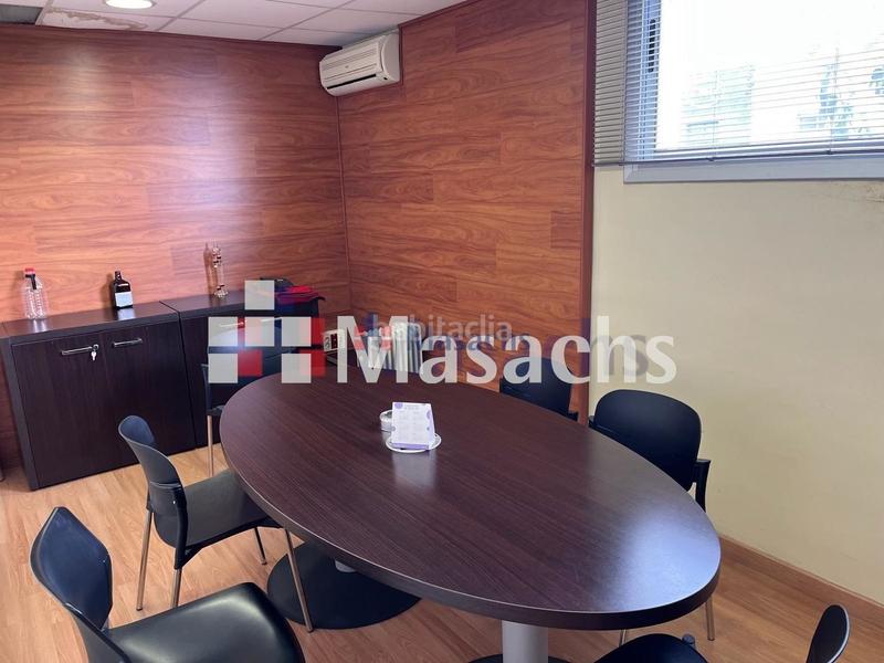 Foto b2f8c503-8a98-4e90-8cd6-a5d22411b53d. Industrial building in Palau-solità i Plegamans