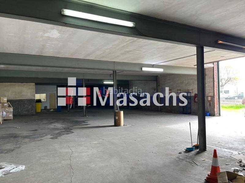 Foto d832940a-4993-4d40-9894-cfbffa7a6c39. Industrial building in Palau-solità i Plegamans