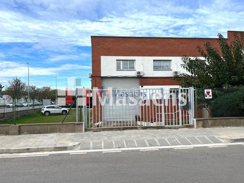 Foto db4b1158-85e6-4070-a7c7-3577f0c5c5b3. Industrial building in Palau-solità i Plegamans