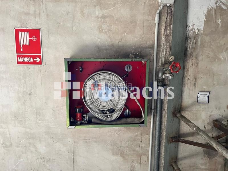 Foto dd03c752-23bd-4c06-ba5b-64f293749da8. Industrial building in Palau-solità i Plegamans