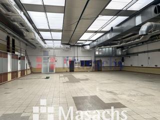 Rent Industrial building in Les Arenes - La Grípia - Can Montllor. En terrassa