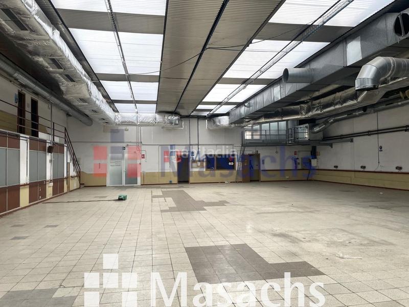 Foto f0bef022-317b-42d3-8b60-cacb4b7f93b4. Rent industrial building in Les Arenes - La Grípia - Can Montllor Terrassa