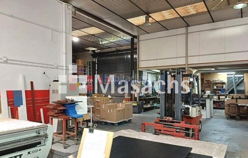 Foto 3d2ee2ae-38f3-43bd-8033-914998618589. Capannone industriale in Sant Quirze Parc-Vallsuau-Castellet Sant Quirze del Vallès