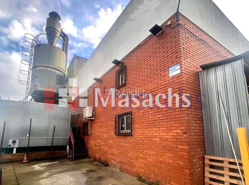 Foto 56239b07-9661-4839-a572-17d599bc3d7e. Capannone industriale in Sant Quirze Parc-Vallsuau-Castellet Sant Quirze del Vallès