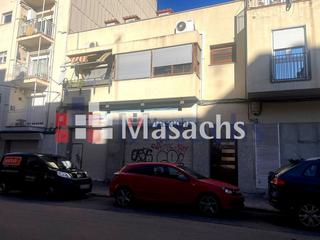 Location Local commercial à Sant Pere Nord. En terrassa